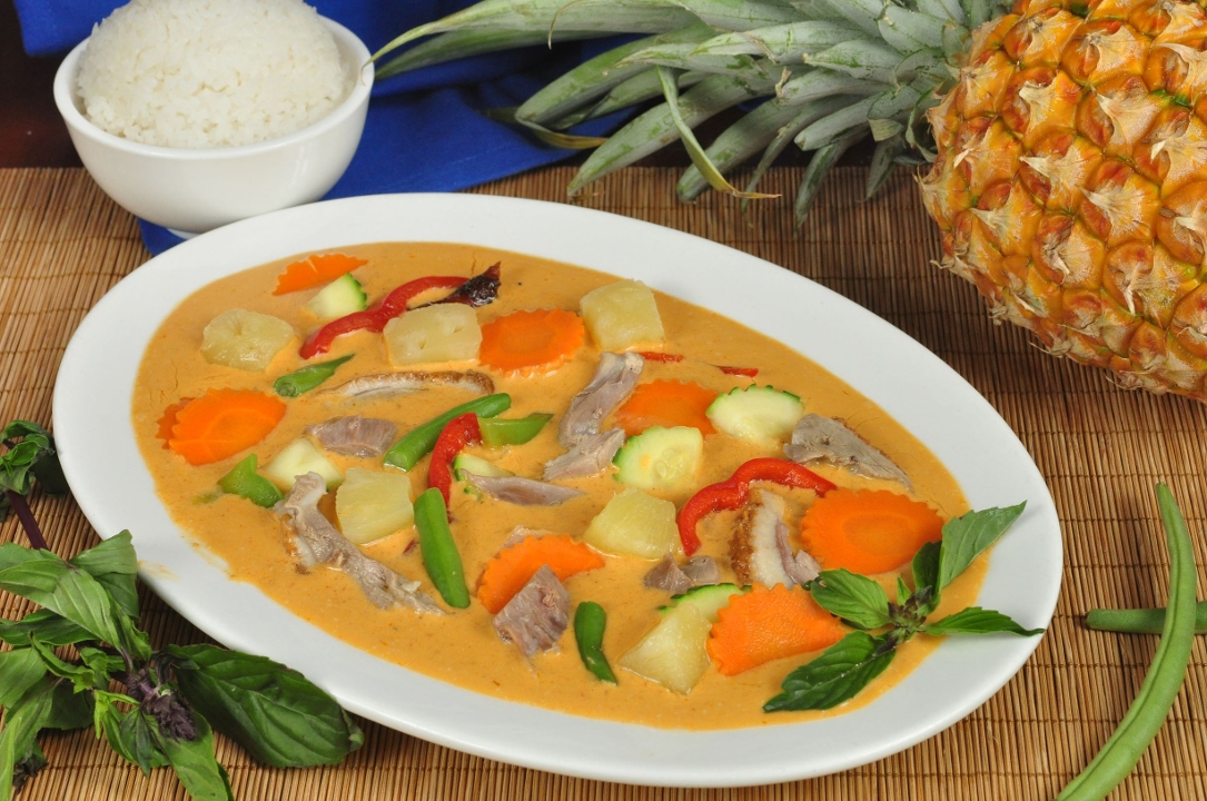 Order Pineapple Duck Curry food online from Pacific Thai store, Santa Cruz on bringmethat.com