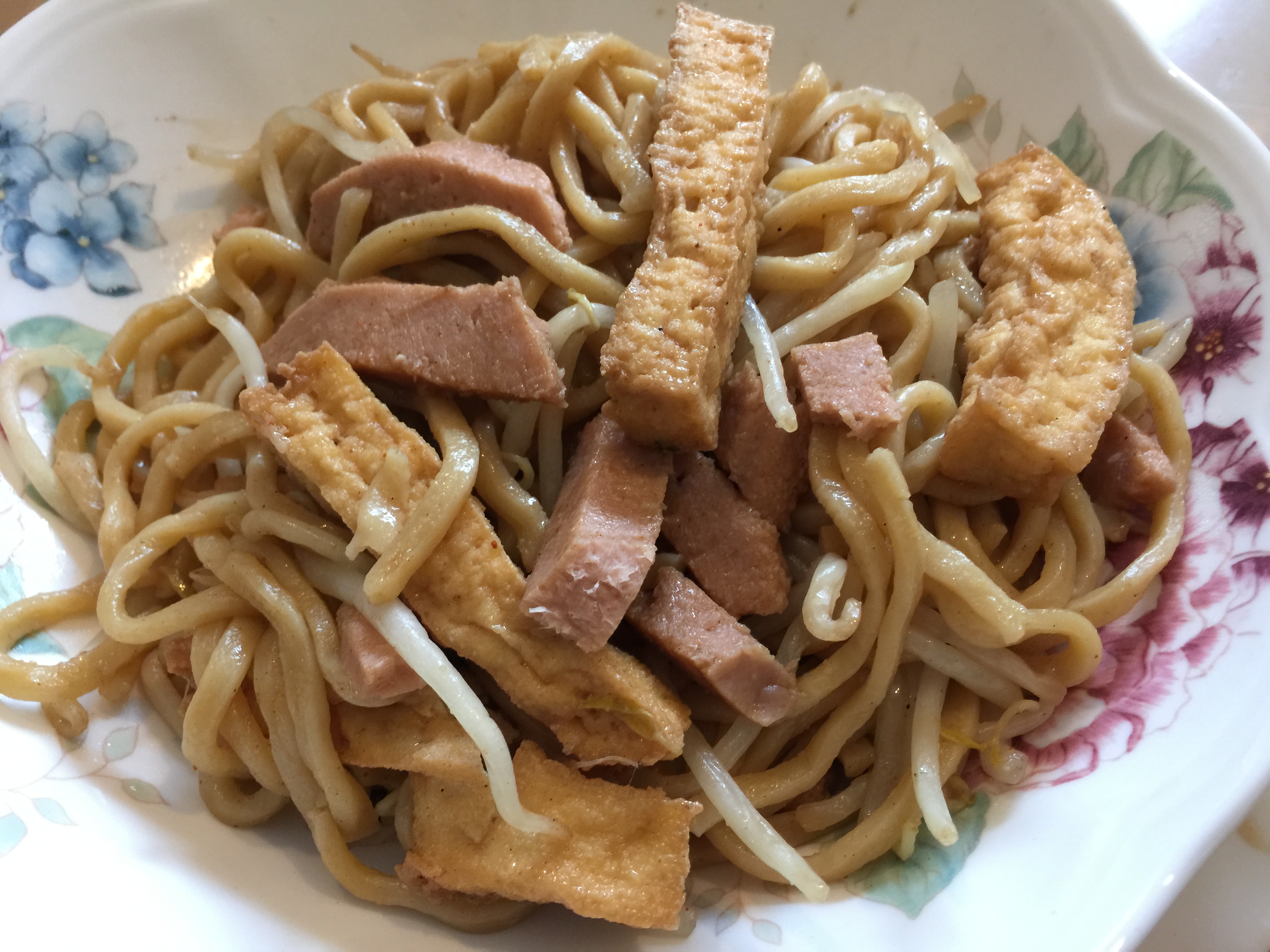 Order Tofu, Vegetarian Ham Chow Mein 素腿豆付炒面 food online from New Emmy's Restaurant store, San Francisco on bringmethat.com