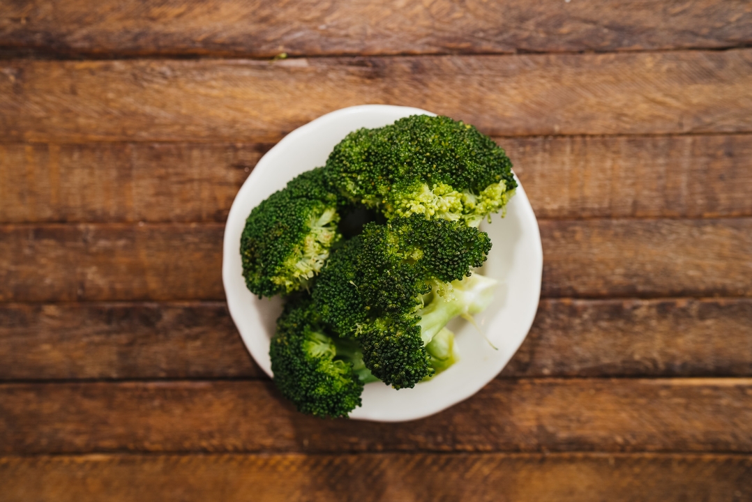 Order Fresh Broccoli food online from MCL Restaurant & Bakery store, Indianapolis on bringmethat.com