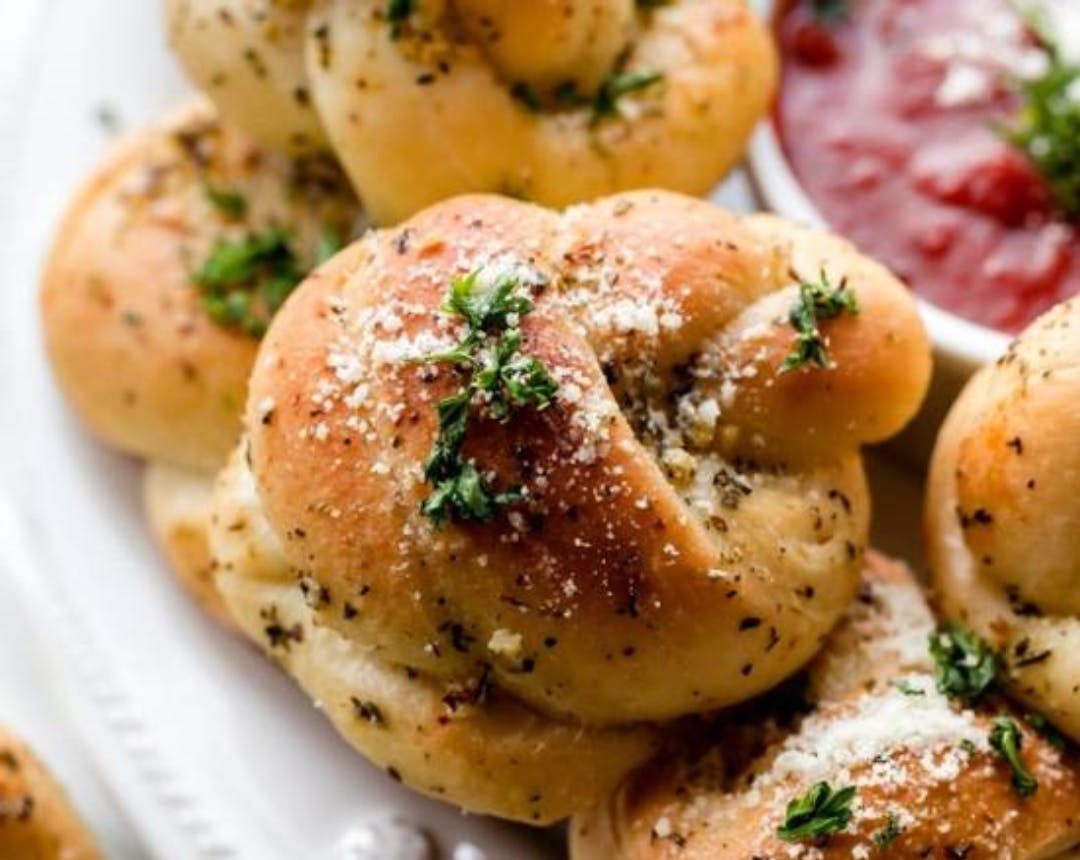Order Garlic Knots - 6 Pieces food online from John Best Pizza Restaurant store, New Milford on bringmethat.com