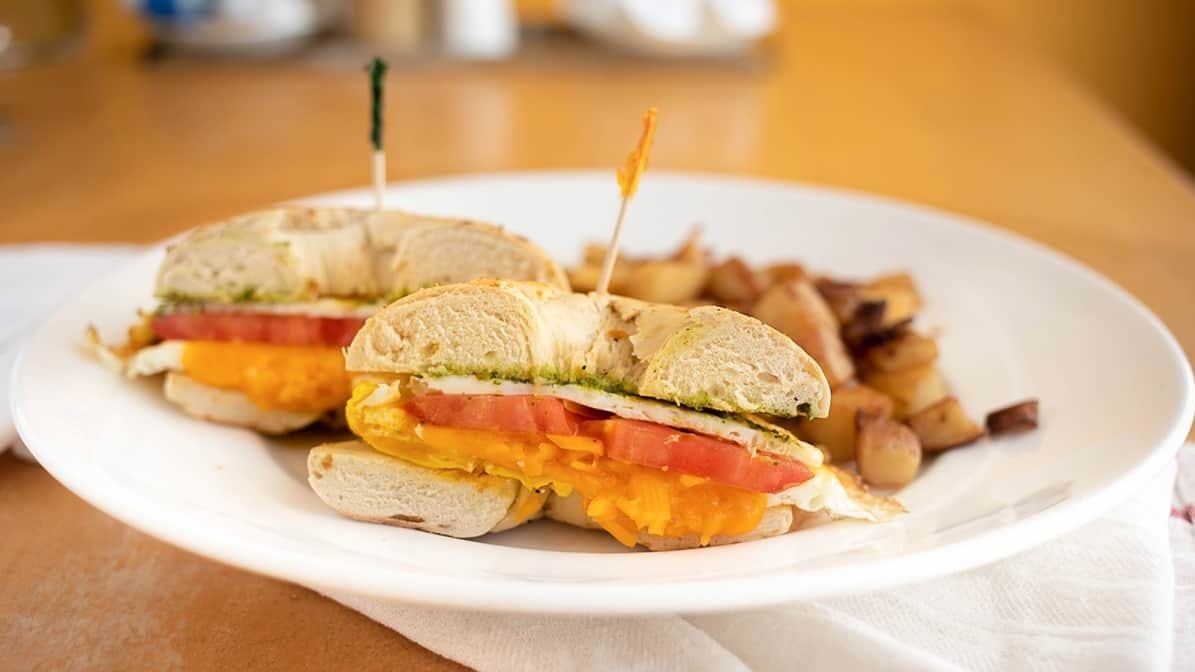 Order Cheesy Egg Sandwich food online from Yolk One Arts Plaza store, Dallas on bringmethat.com