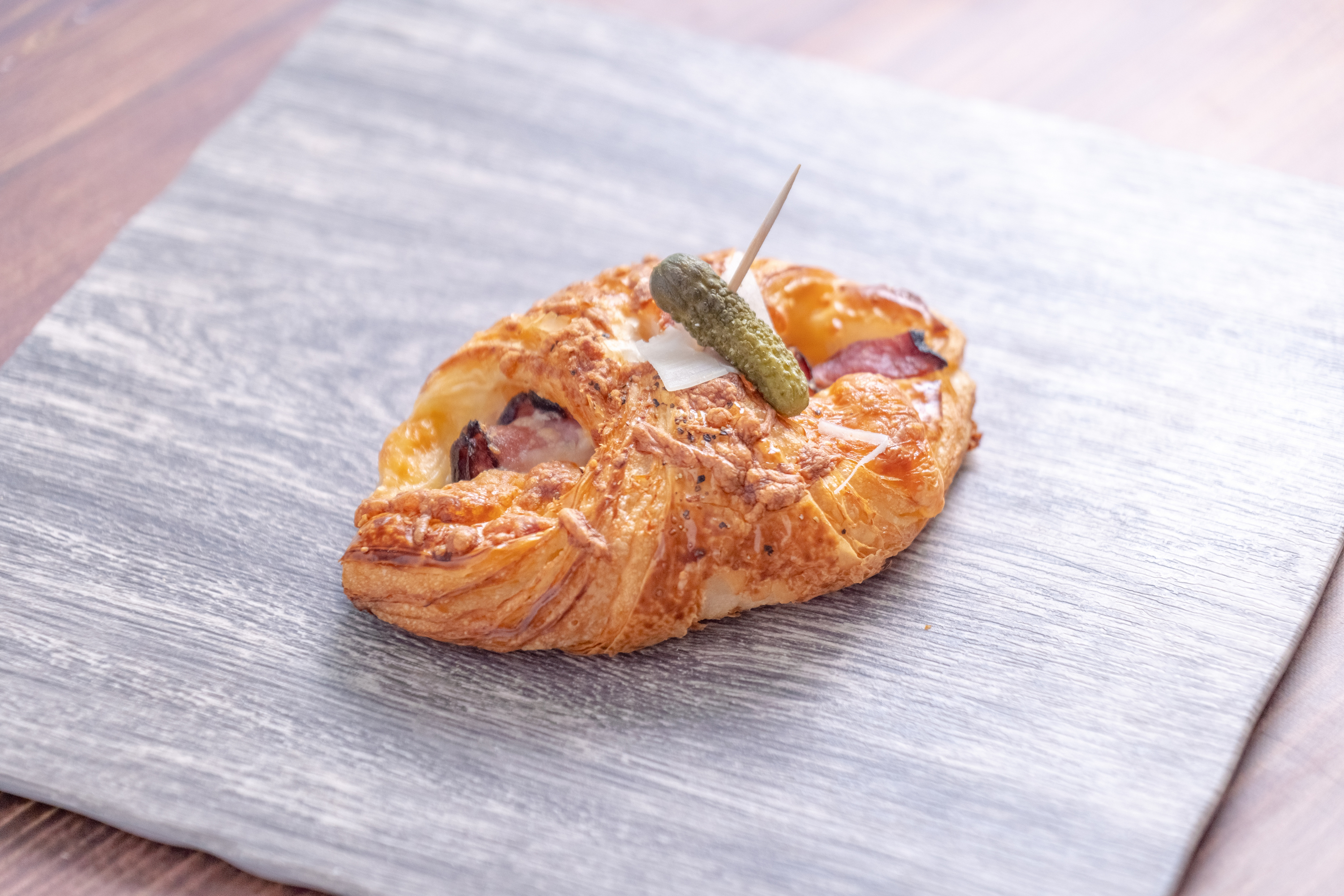 Order Ham and Cheese Croissant food online from Elabrew Coffee store, Santa Monica on bringmethat.com