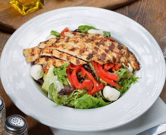Order Italian Grilled Chicken Salad food online from Whippany Pizza Restaurant & Catering store, Morris County on bringmethat.com