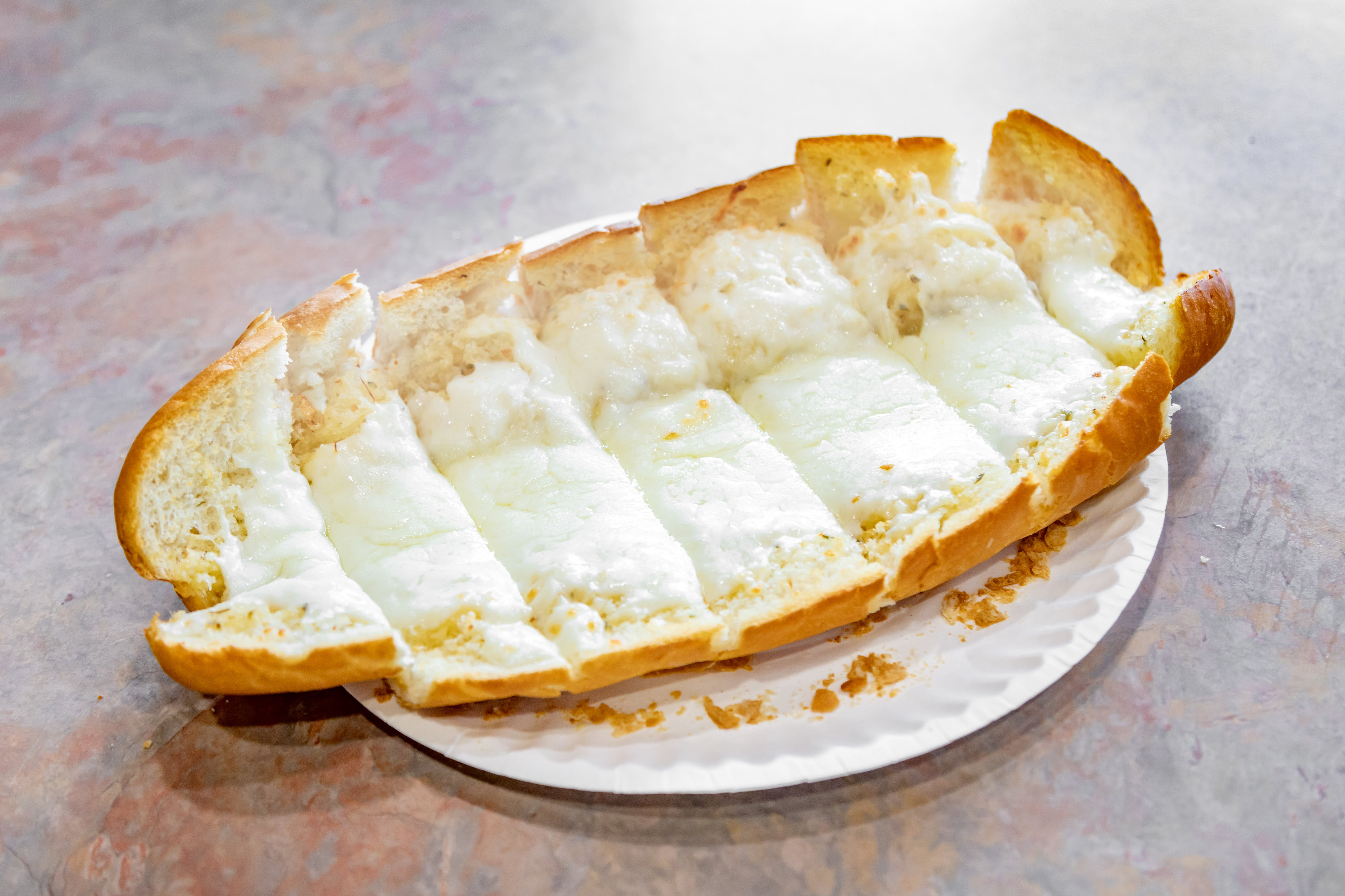 Order Garlic Bread with Cheese - Garlic Bread with Cheese food online from Bruno's Pizza store, Springfield on bringmethat.com