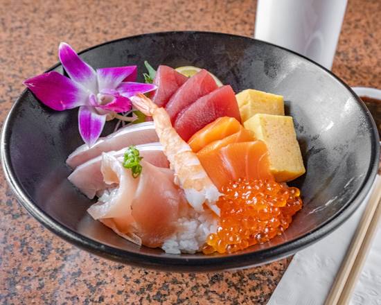 Order Chirashi (10 Pieces) food online from Gami Sushi store, San Diego on bringmethat.com