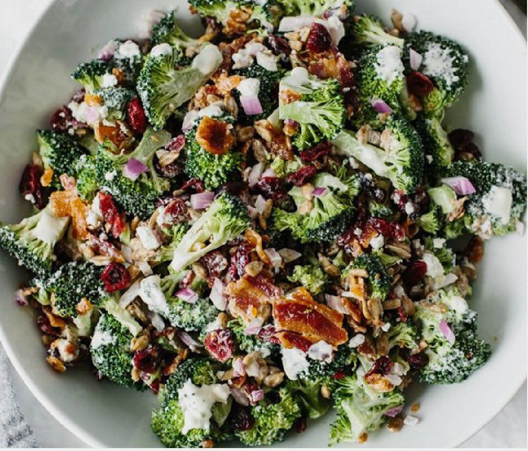 Order HEALTHY Salad  food online from Bagels & More store, Edgewater on bringmethat.com