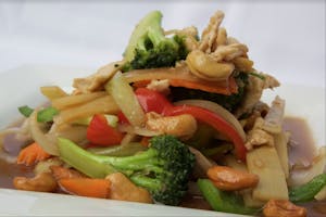 Order Cashew Delight food online from Pad Thai store, Norman on bringmethat.com