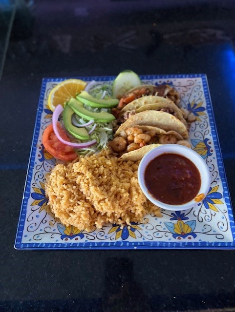 Order Tacos Marineros food online from Mariscos La Marina store, Irving on bringmethat.com