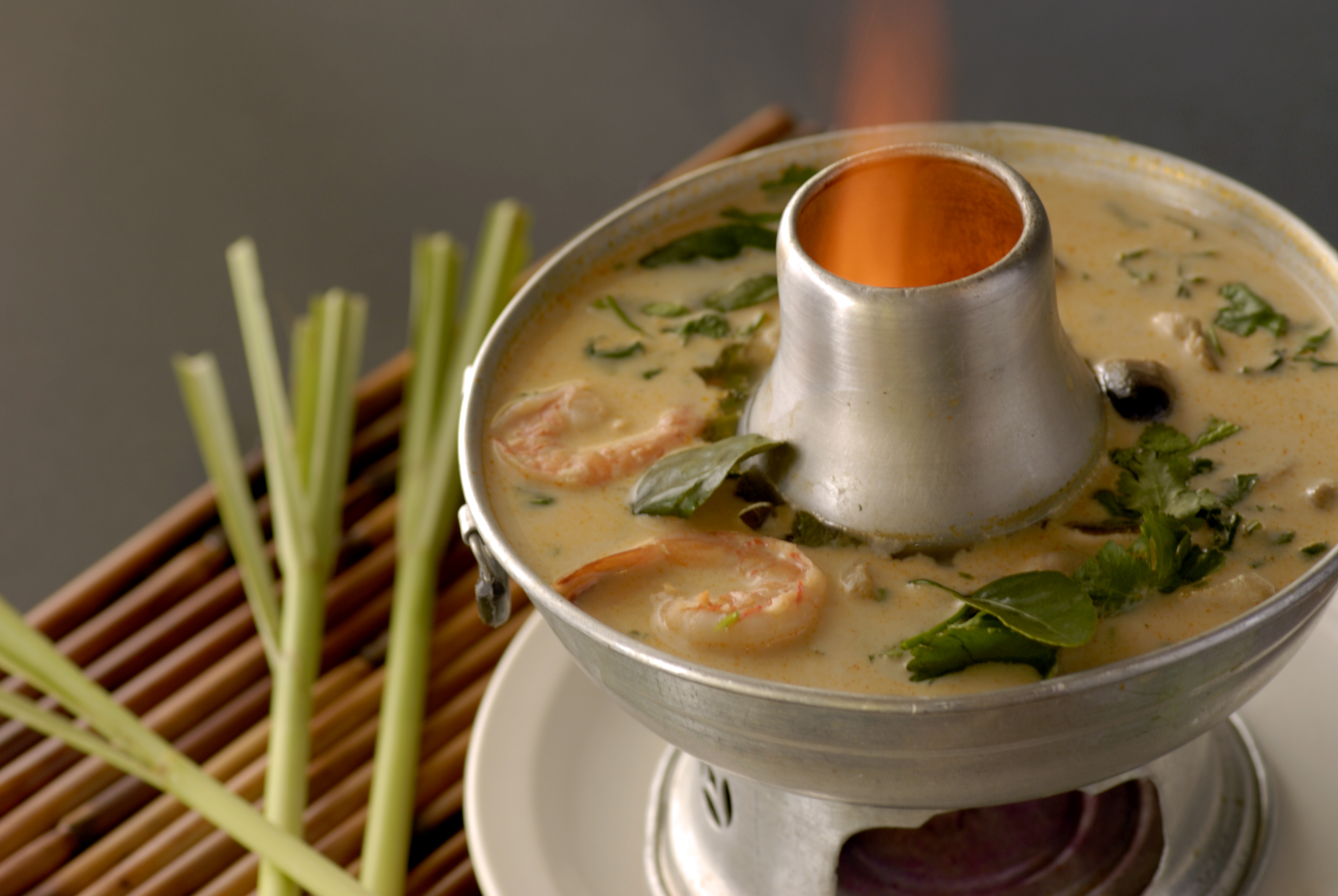 Order Coconut Soup (Full Size) food online from Narai Thai Cuisine store, Downey on bringmethat.com