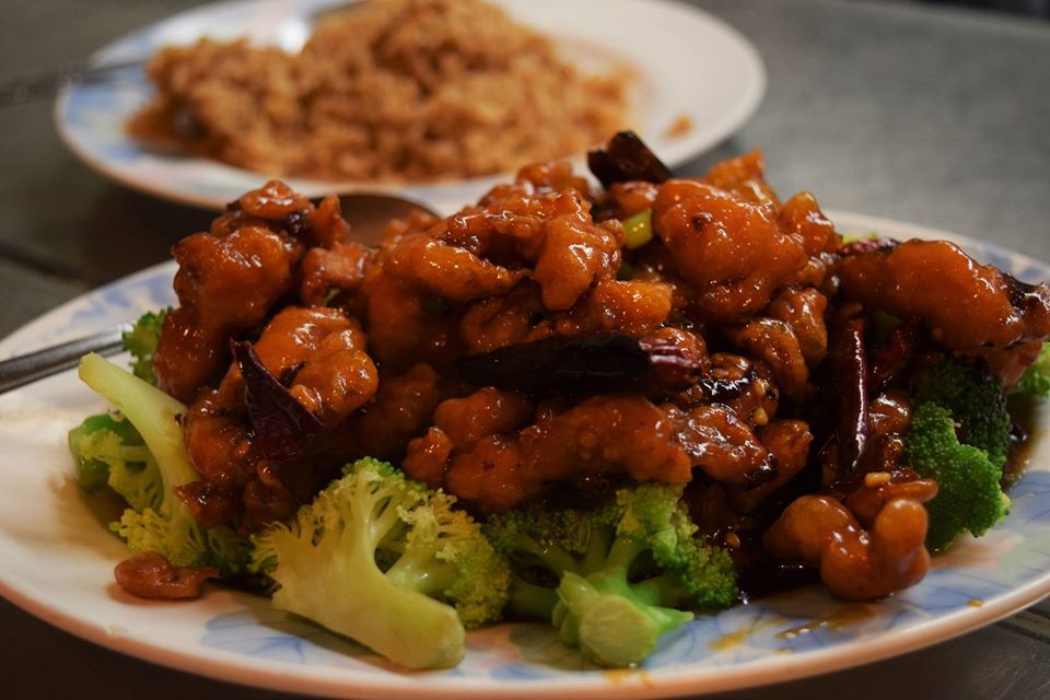 Order #913. Orange Chicken food online from Ying Cafe store, Watauga on bringmethat.com