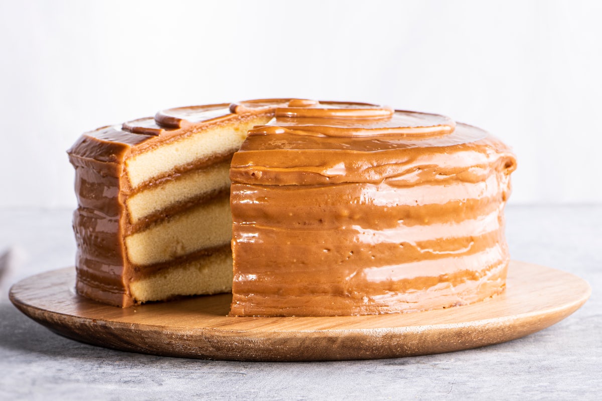 Order Caramel Cake food online from Newk Eatery store, Buford on bringmethat.com