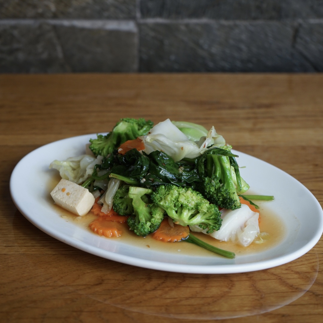 Order Stir-Fried Mixed Vegetables food online from Lers Ros Thai  store, San Francisco on bringmethat.com
