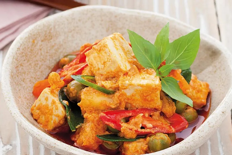 Order Panang Curry  food online from At Nine Restaurant & Bar store, New York on bringmethat.com
