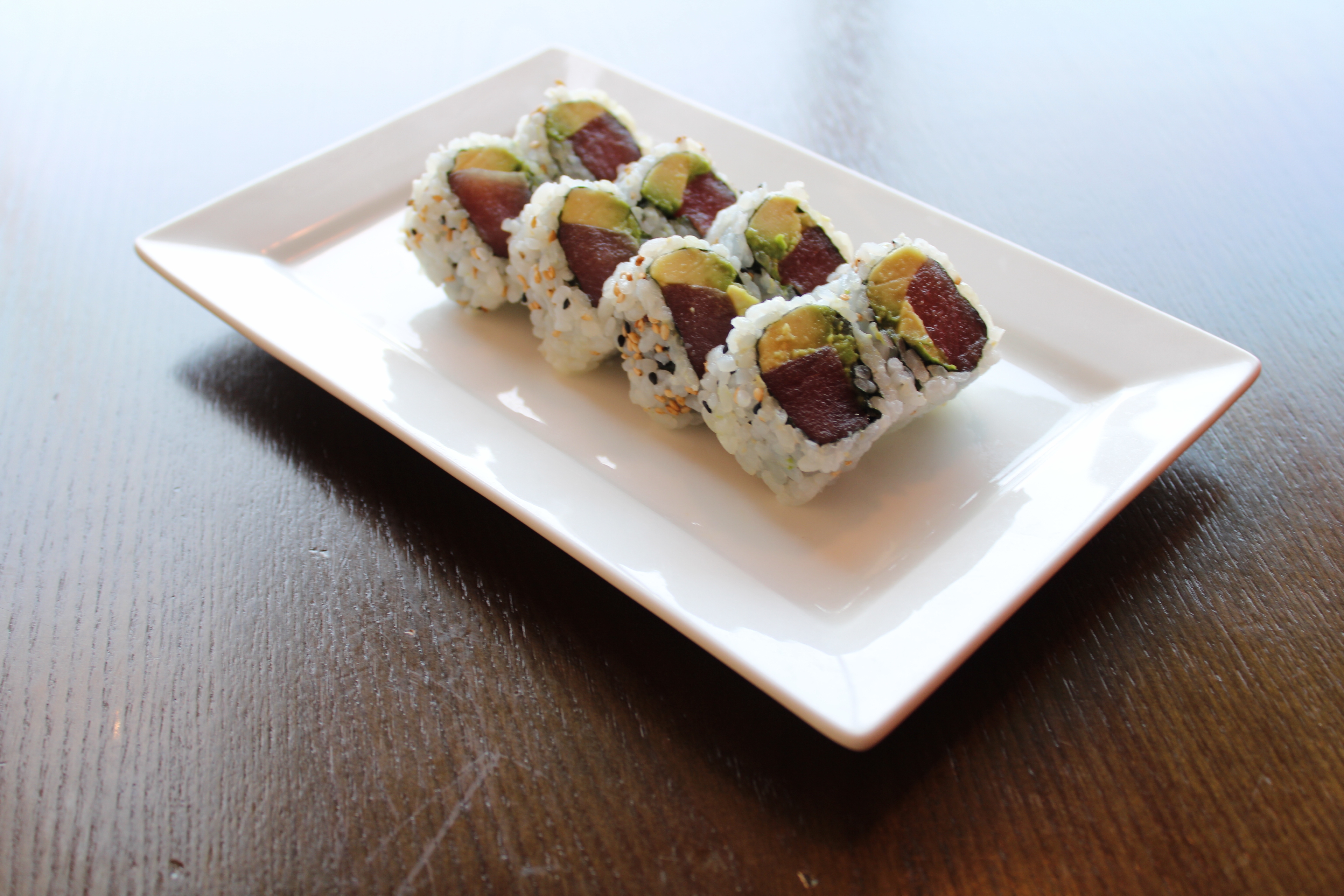 Order Tuna Avocado Roll food online from Sushi Snob store, Jacksonville on bringmethat.com