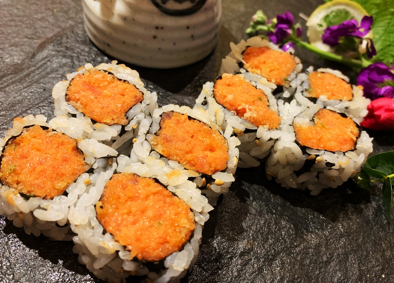 Order Spicy Crunchy Tuna Roll food online from Shogun store, Albany on bringmethat.com