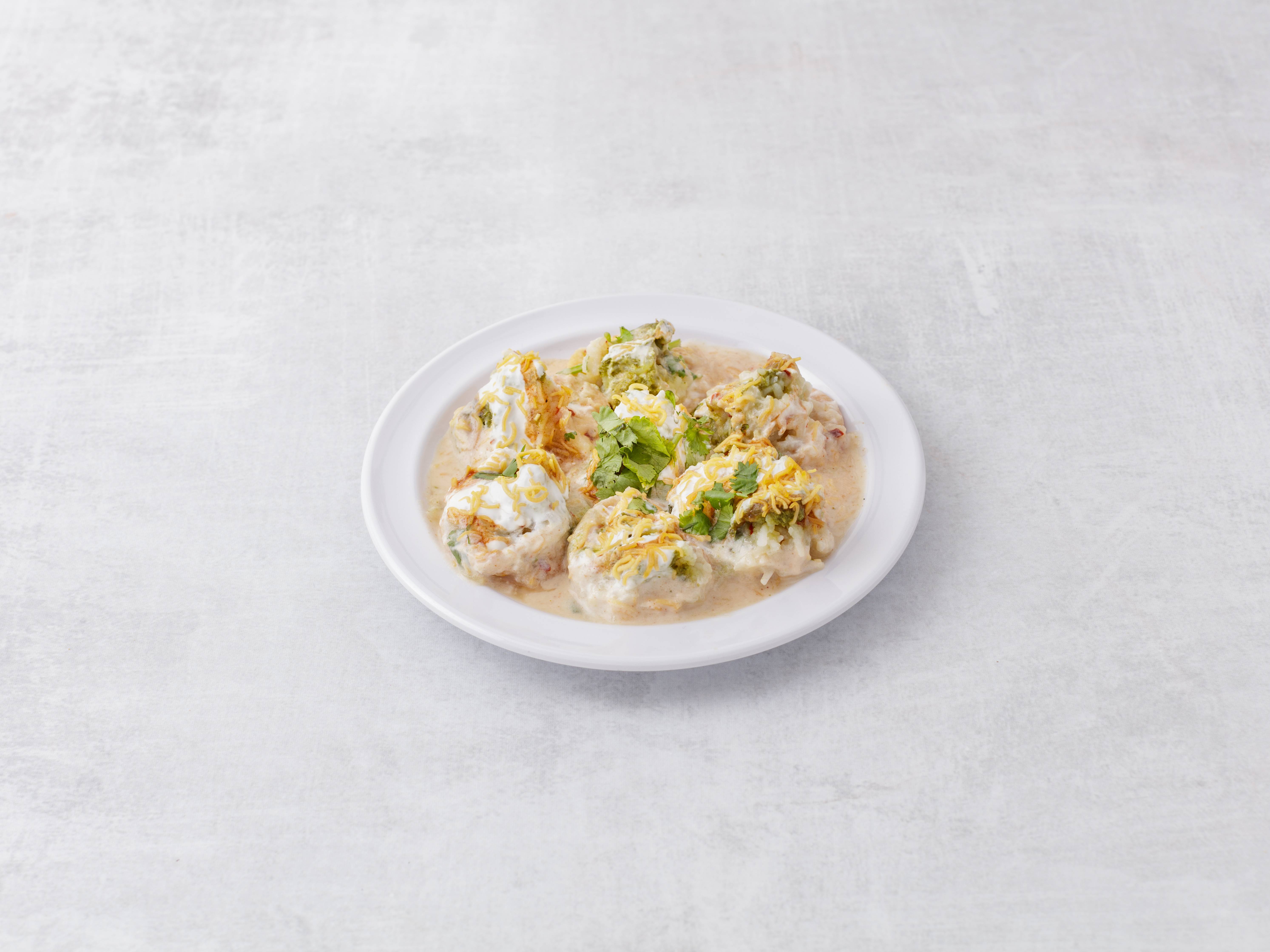 Order Dahi Aloo Poori food online from Chand Palace store, Parsippany on bringmethat.com