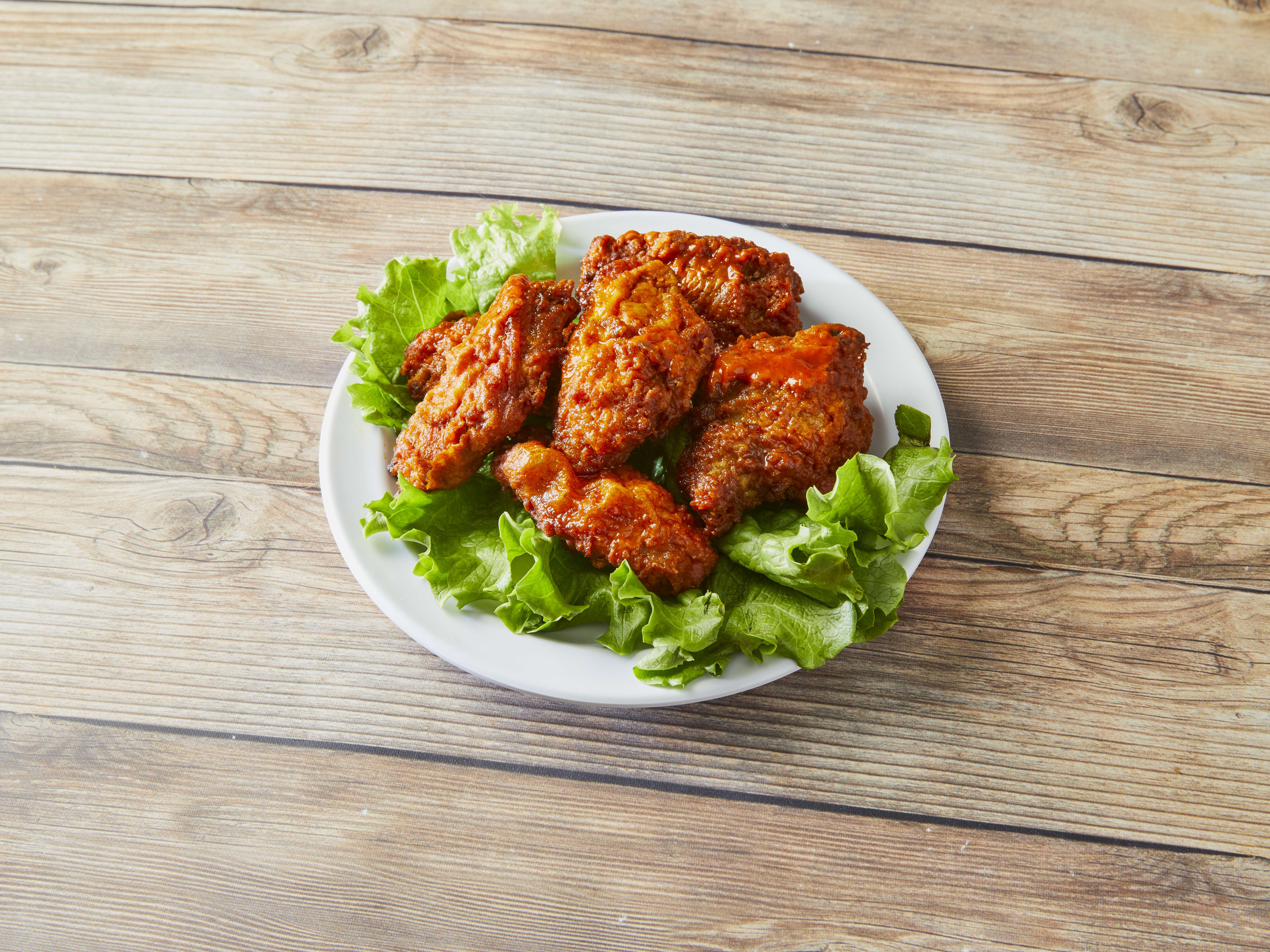 Order Regular Wings food online from Beggars Pizza store, Chicago on bringmethat.com