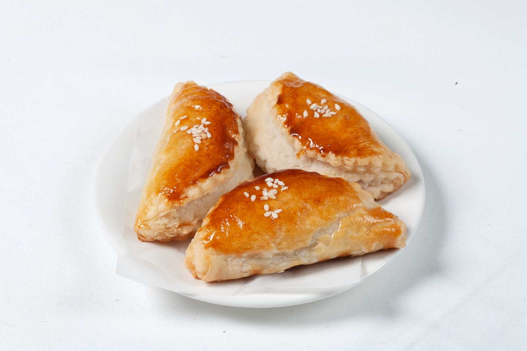Order BBQ Pork Puff Pastry 叉燒酥 food online from Furama store, Chicago on bringmethat.com