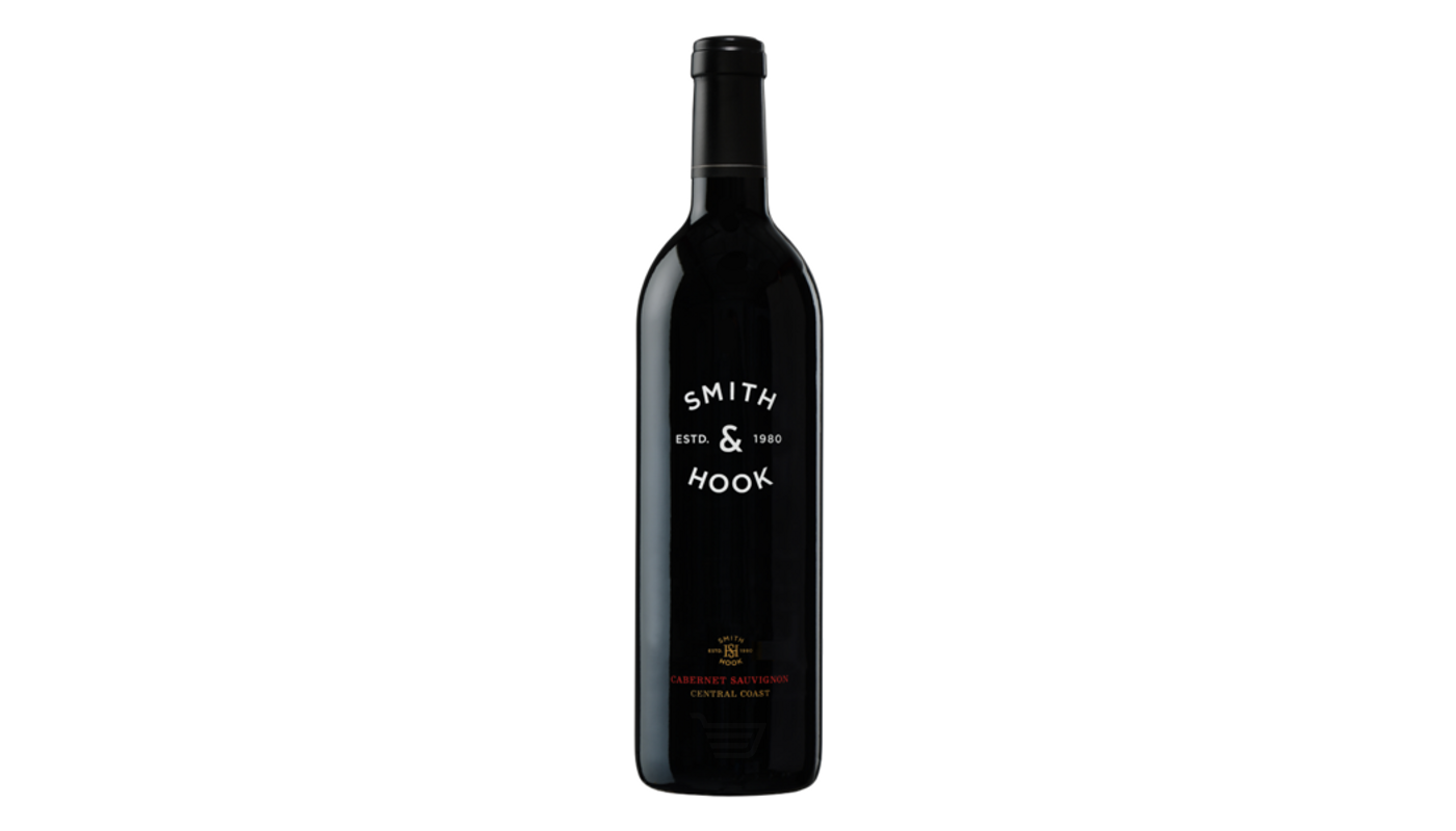 Order Smith & Hook Cabernet Sauvignon Central Coast 750ml Bottle food online from Dimension Liquor store, Lake Forest on bringmethat.com