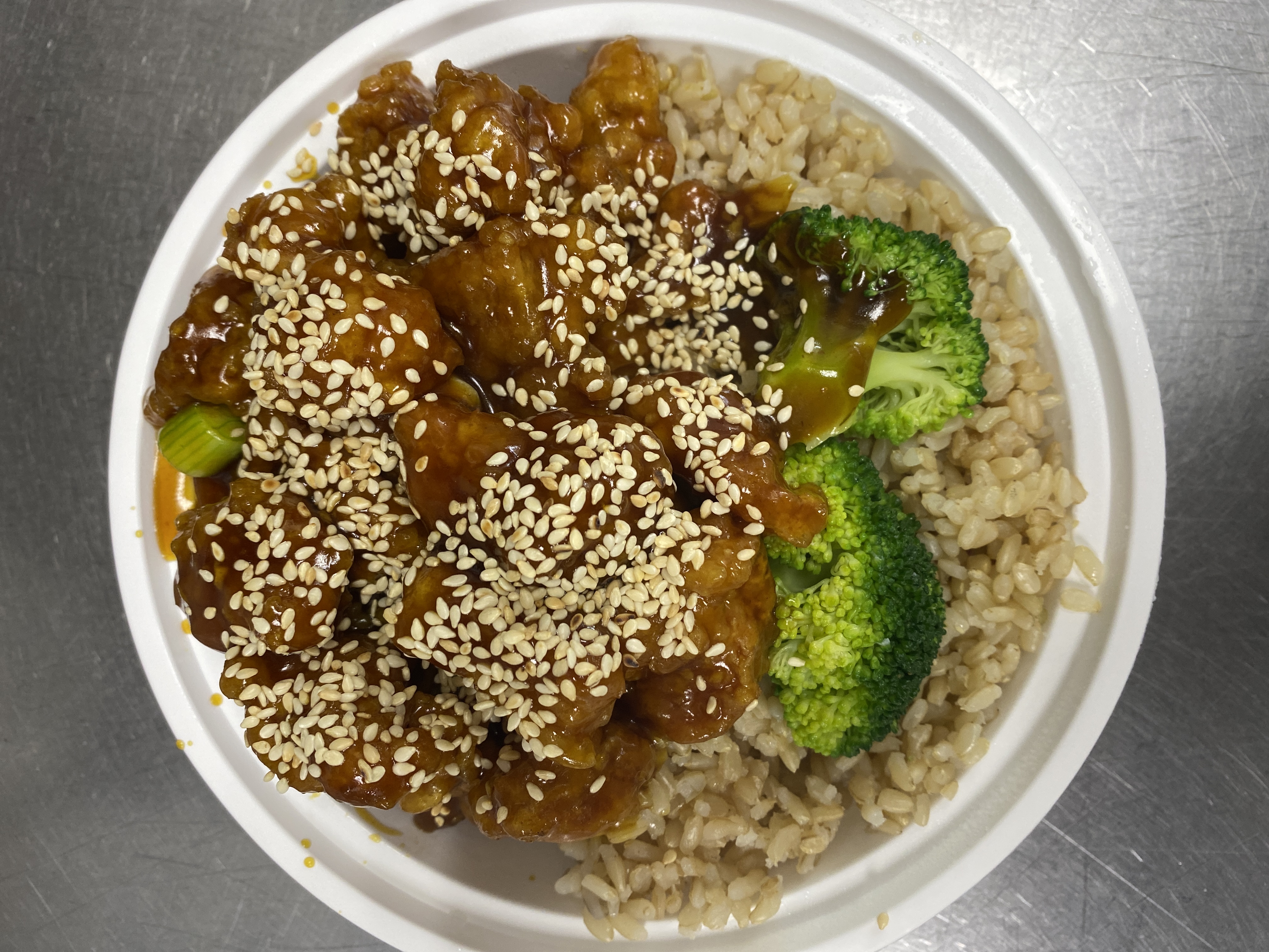 Order L28. Sesame Chicken Lunch Special food online from Fortune East store, Garden City Park on bringmethat.com