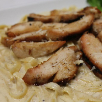 Order Grilled Chicken Pasta food online from Piccola Italia Pizza store, Miami on bringmethat.com