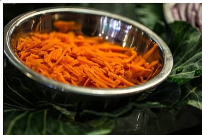 Order Carrots food online from Oliveira Restaurant store, Peabody on bringmethat.com