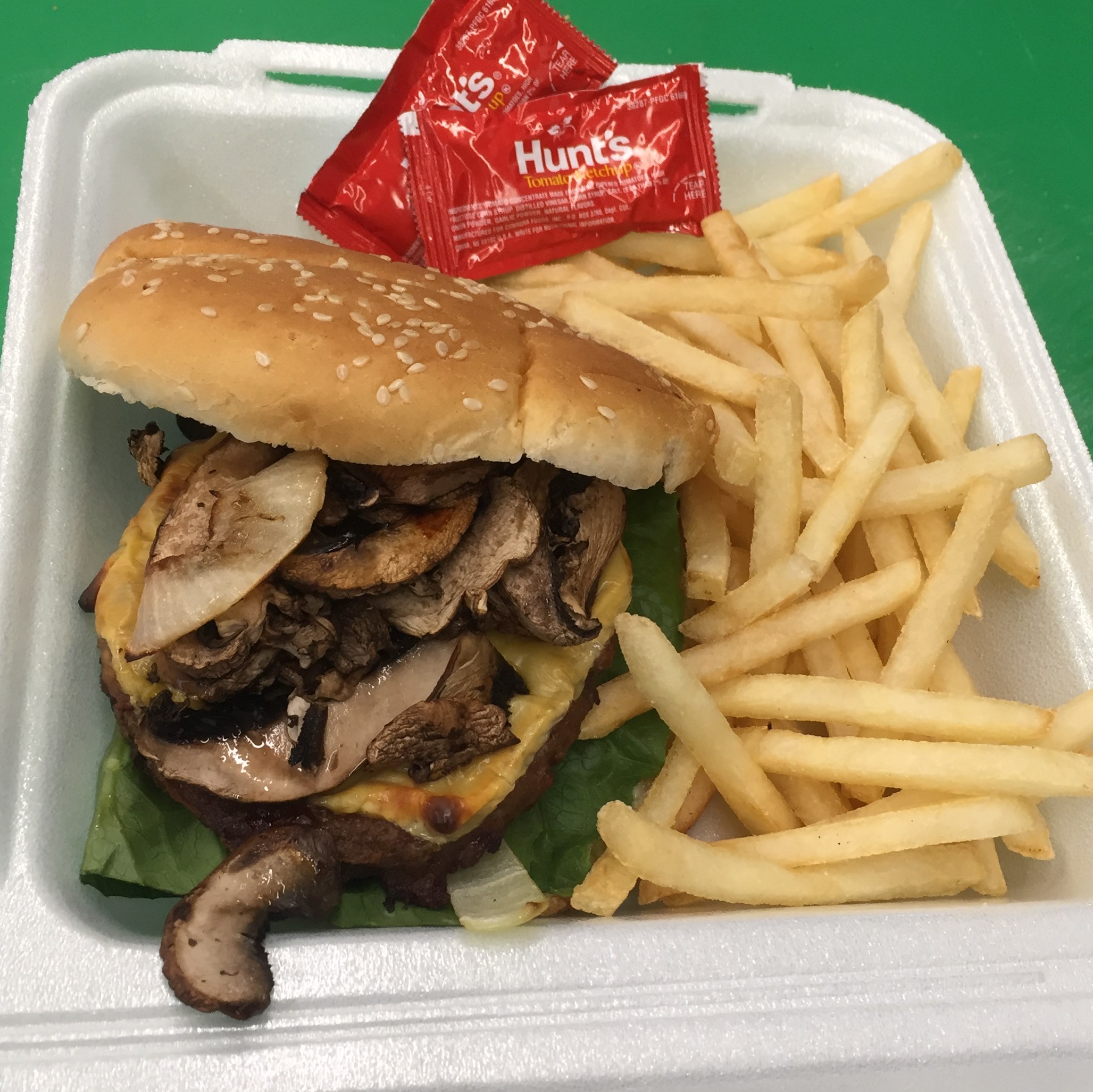 Order 4. Mushroom Cheeseburger food online from Blue Ocean Seafood & Steak store, Honolulu on bringmethat.com