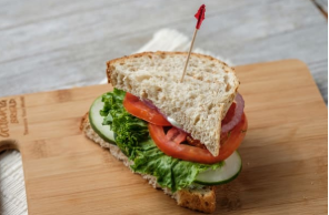 Order Veggie Sandwich food online from Atlanta Bread Company store, Mobile on bringmethat.com