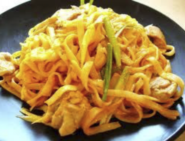 Order Chicken Thai Curry Noodle food online from Golden Empire Chinese store, Lawrenceville on bringmethat.com