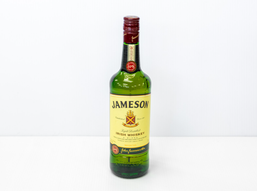 Order Jameson Irish Whiskey food online from Bradley Liquor & Deli store, El Cajon on bringmethat.com