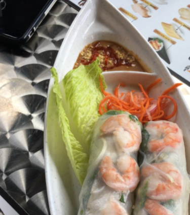 Order Spring Roll food online from Hais Sushi & Pho store, Nashville on bringmethat.com