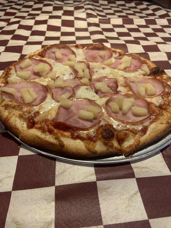 Order 12 in Canadian Pizza food online from Trackside Pizza store, Puyallup on bringmethat.com