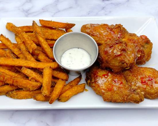 Order Honey BBQ Wings (5 Pieces) & Sweet Potato Fries food online from Thai Curry store, Arlington on bringmethat.com