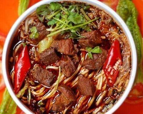 Order Curry Beef Brisket Wonton Noodles -. 咖喱牛腩麵 food online from China Boy store, Washington on bringmethat.com