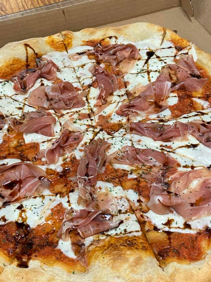 Order Prosciutto & Fresh Mozzarella Pizza food online from Panino Italian Deli store, Brewster on bringmethat.com