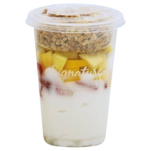 Order Signature Farms · Vanilla Yogurt Parfait with Strawberry and Mango (12 oz) food online from Safeway store, Grand Junction on bringmethat.com