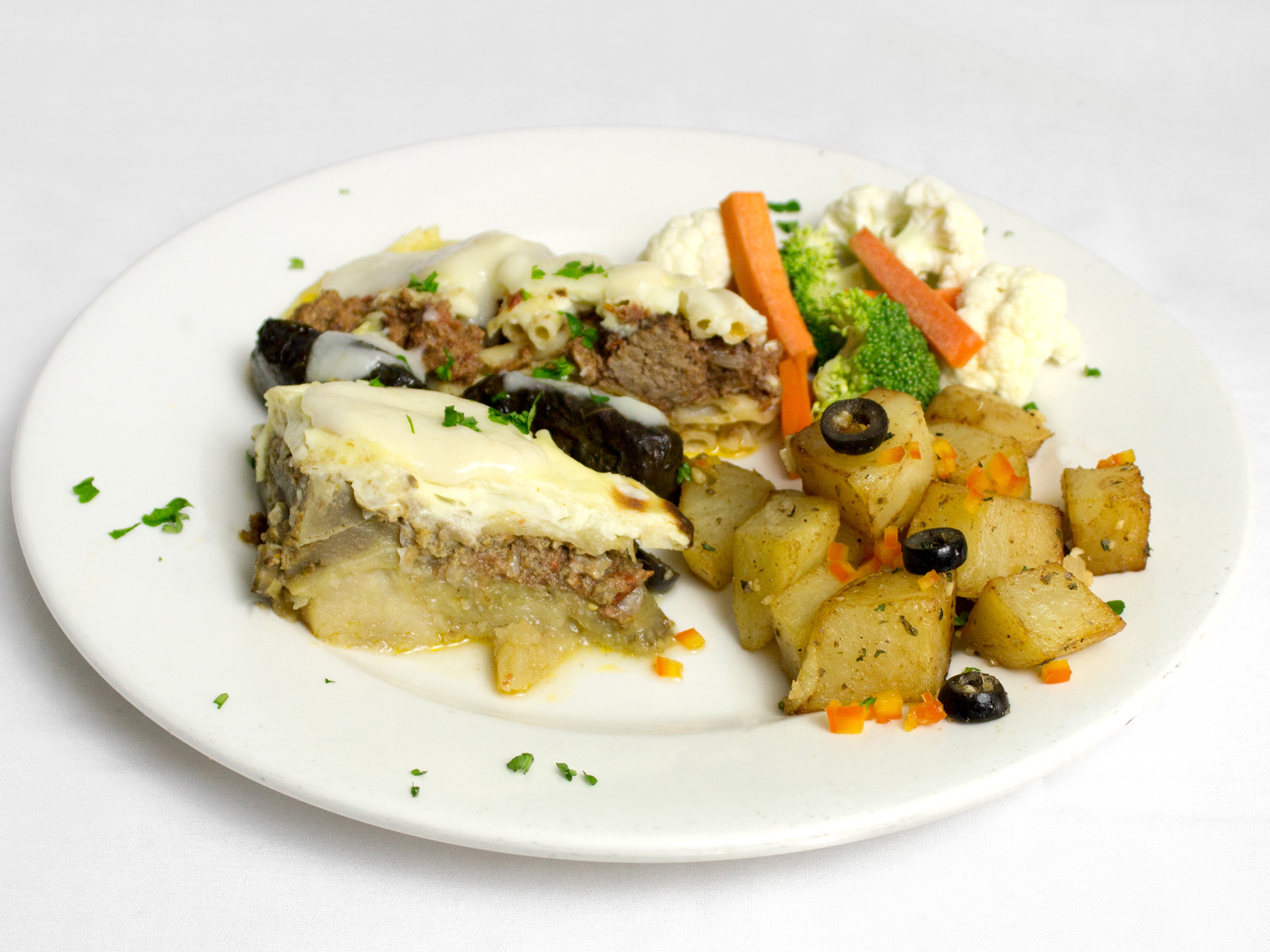 Order Greek Combo Platter food online from Ari Restaurant store, Saint Louis on bringmethat.com