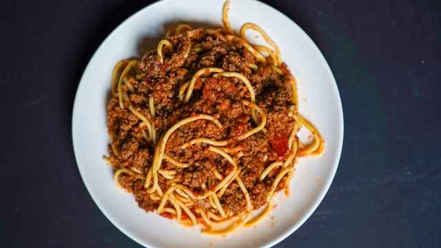 Order Beefy Spaghetti food online from Fork to Fit Kitchen store, Mcallen on bringmethat.com