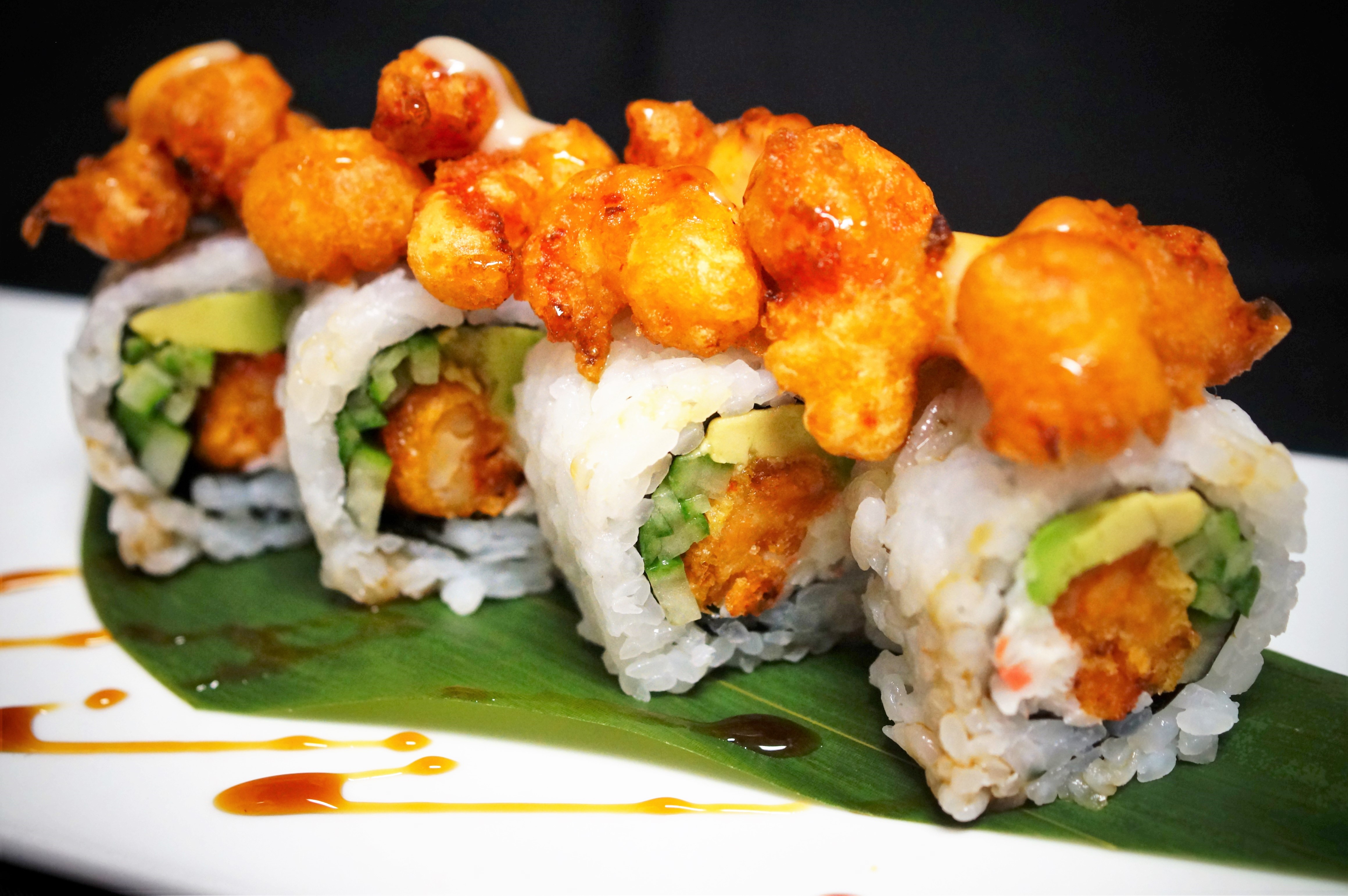 Order Lobster Tempura Roll food online from Sakura Sushi And Grill store, Albuquerque on bringmethat.com