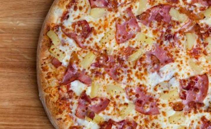 Order Hawaiian Pizza food online from Pepperoni's store, Fort Bend County on bringmethat.com
