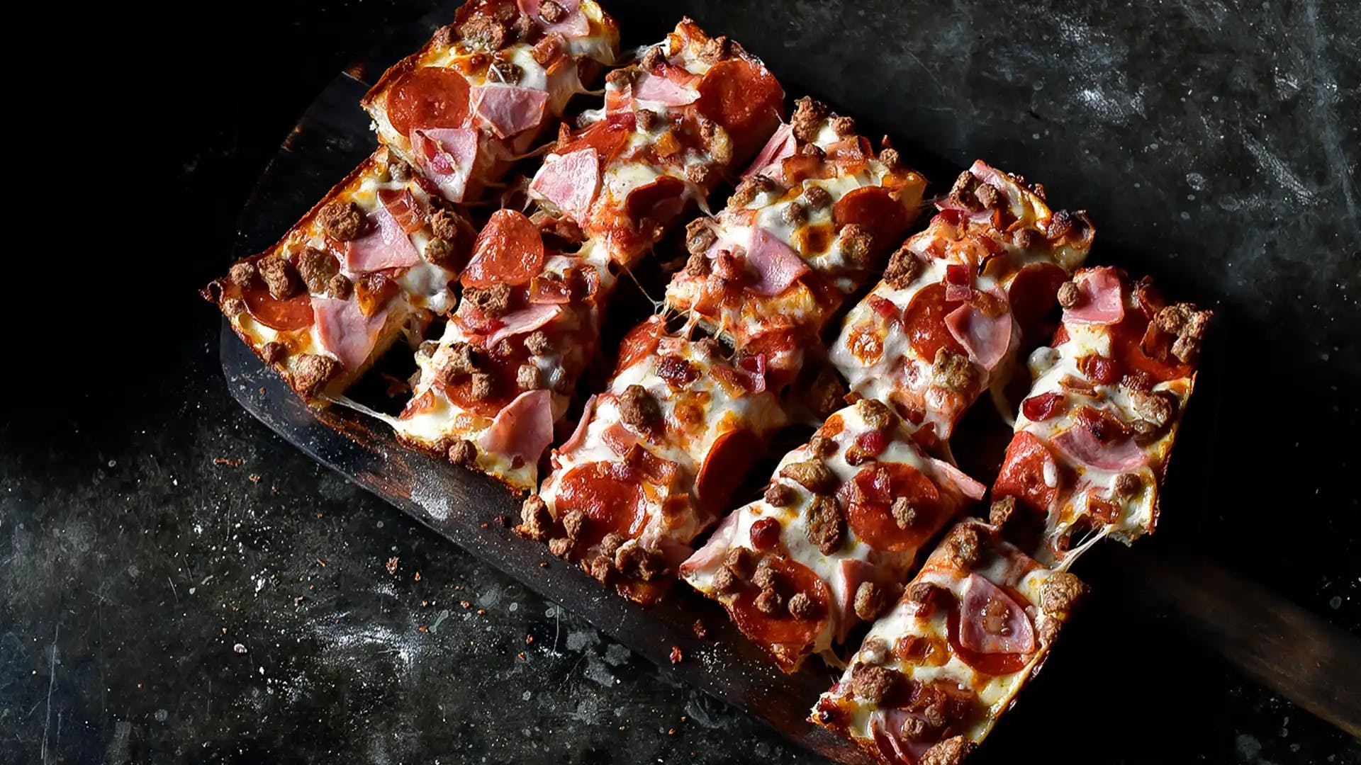 Order All Meaty - All Meaty food online from Jet Pizza store, Bowling Green on bringmethat.com