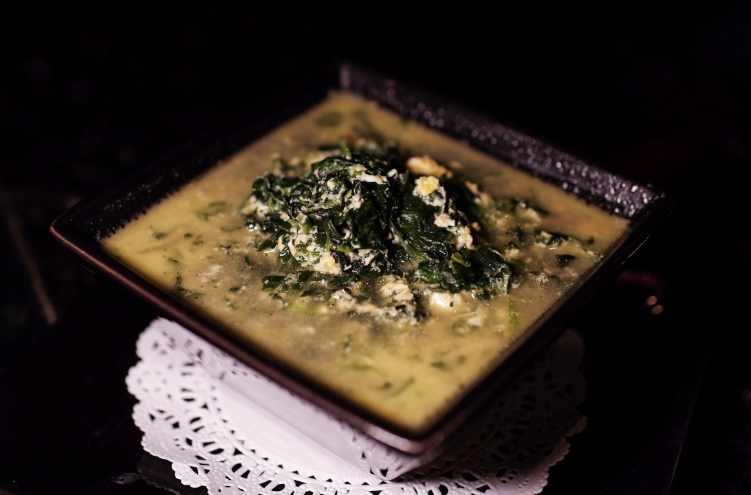 Order Spinach Egg Drop Soup food online from Downtown Cafe store, Glen Cove on bringmethat.com