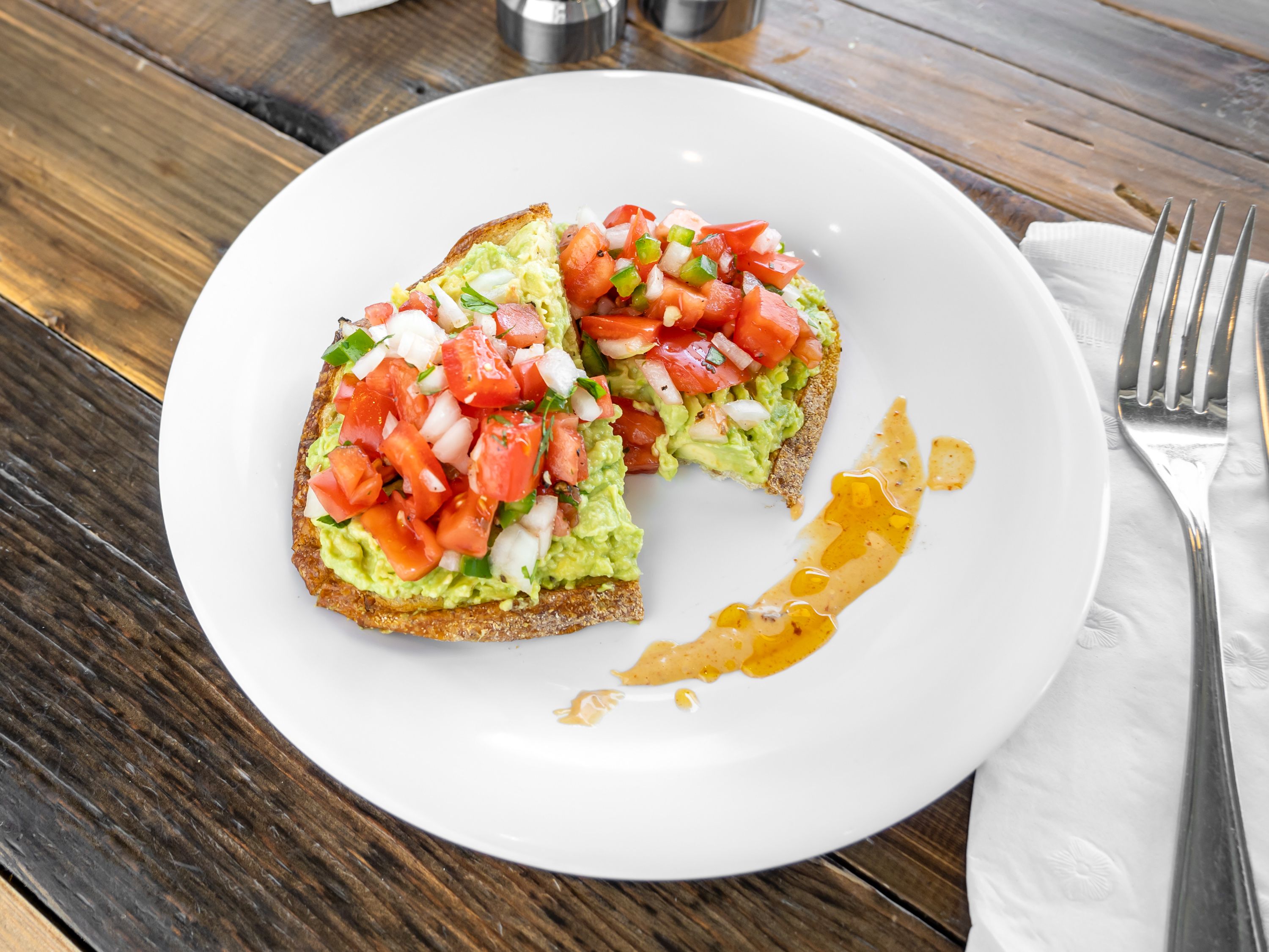 Order Avocado Toast food online from Willow Garden Cafè store, Media on bringmethat.com