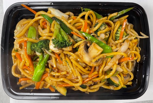 Order M6. Vegetable Lo Mein food online from Dragon Palace store, Norcross on bringmethat.com