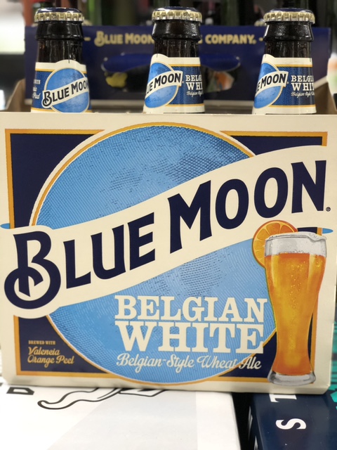 Order 6 Pack of 12 oz. Bottled Blue Moon Beer food online from Milano Liquor store, Oceanside on bringmethat.com
