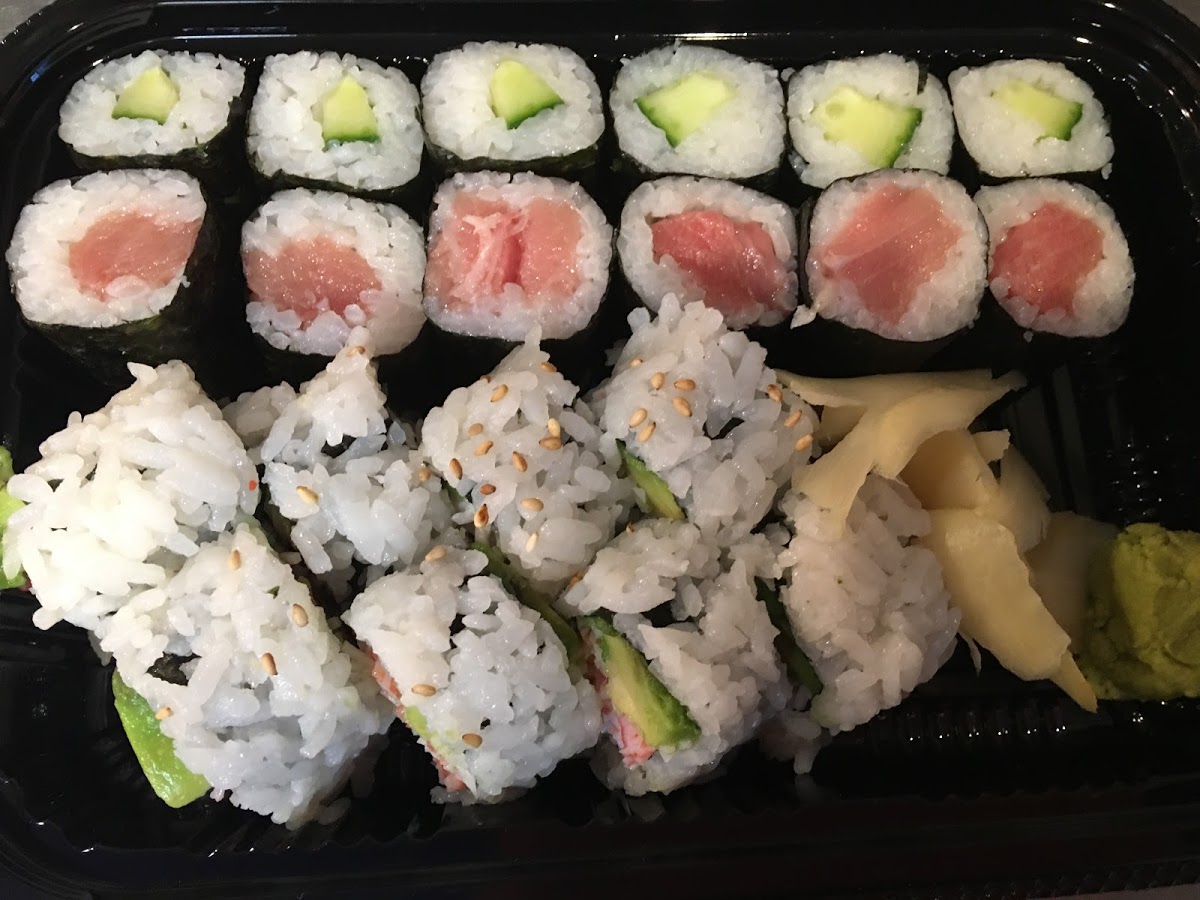 Order 34. Maki Mono Combo food online from Sushi Kinta store, San Francisco on bringmethat.com