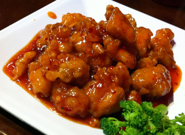 Order General Tso's Chicken food online from Dragon Phoenix Chinese Restaurant store, Meriden on bringmethat.com