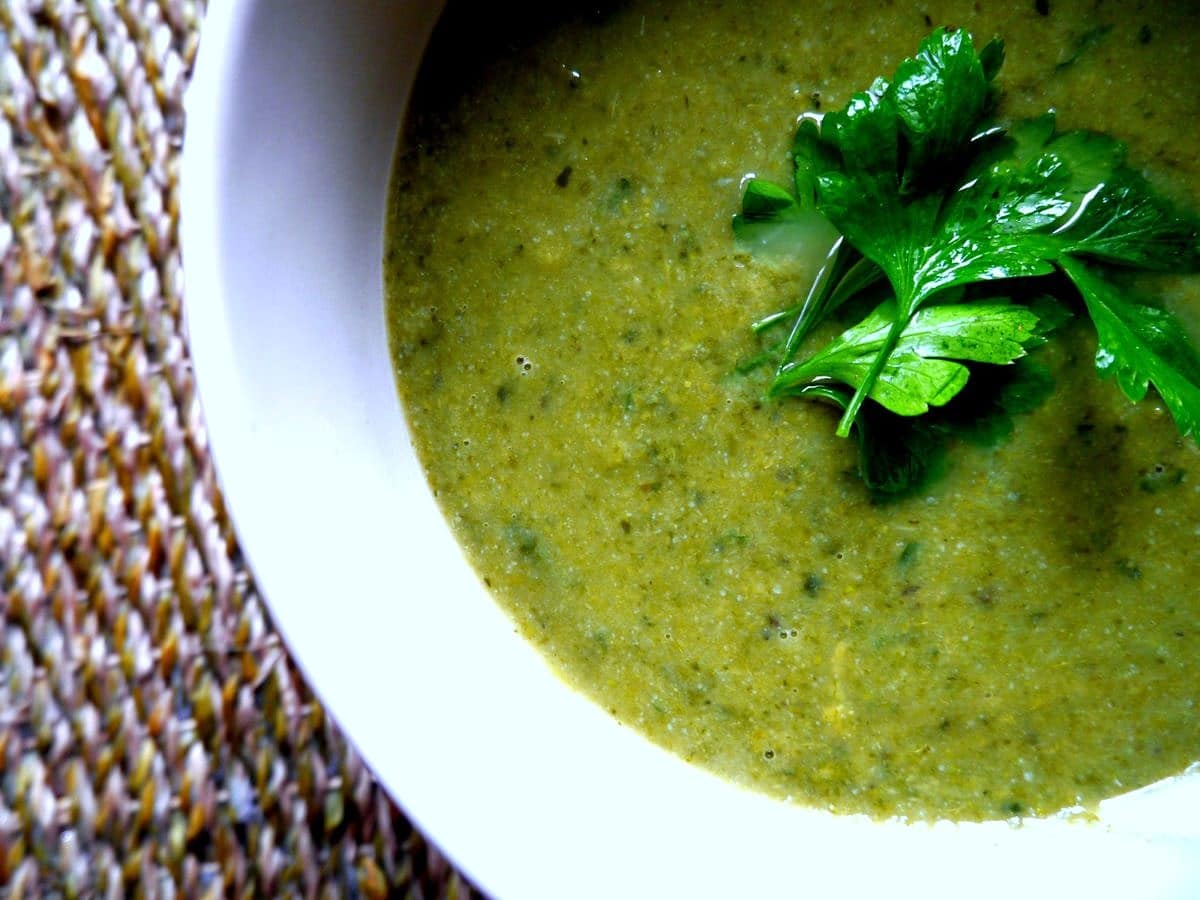 Order Chicken and Spinach Soup food online from India Garden Restaurant store, Blacksburg on bringmethat.com