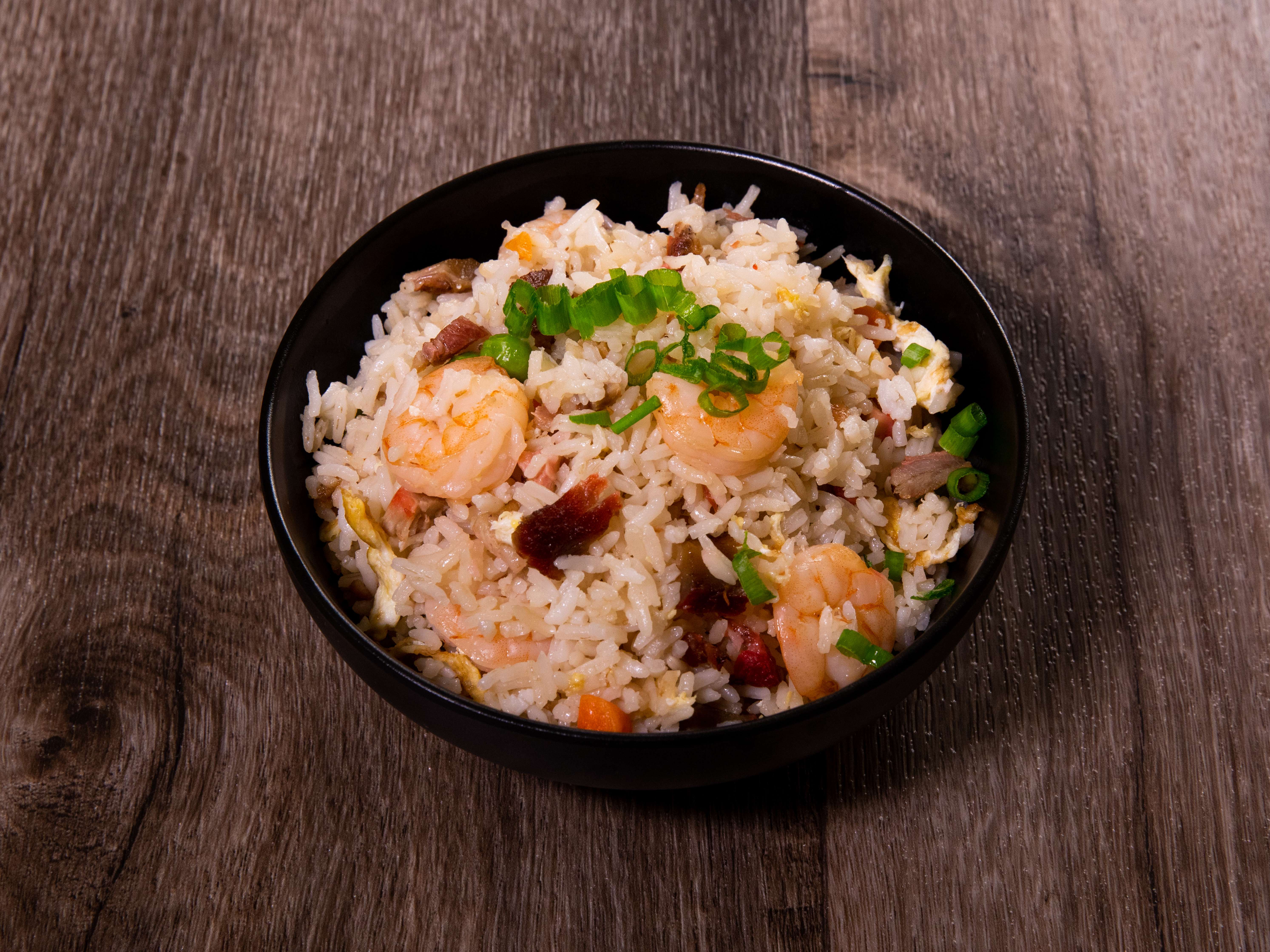 Order 22. Young Chow Fried Rice food online from Dim Sum King store, Houston on bringmethat.com