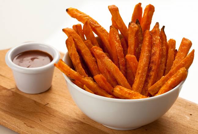 Order Sweet Potato Fries  food online from Gourmania store, Alpharetta on bringmethat.com